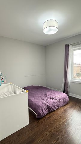 3422 S NORMAL Avenue, Chicago, IL 60616