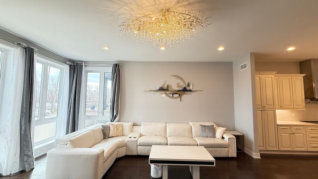 3422 S NORMAL Avenue, Chicago, IL 60616