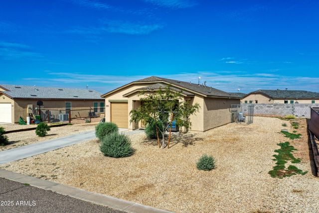 466 BASKIN Drive, Morristown, AZ 85342