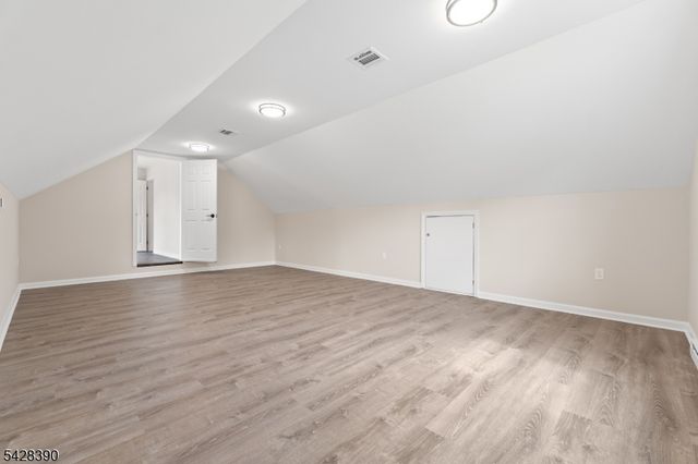 128 Big Piece Rd, Fairfield Twp., NJ 07004