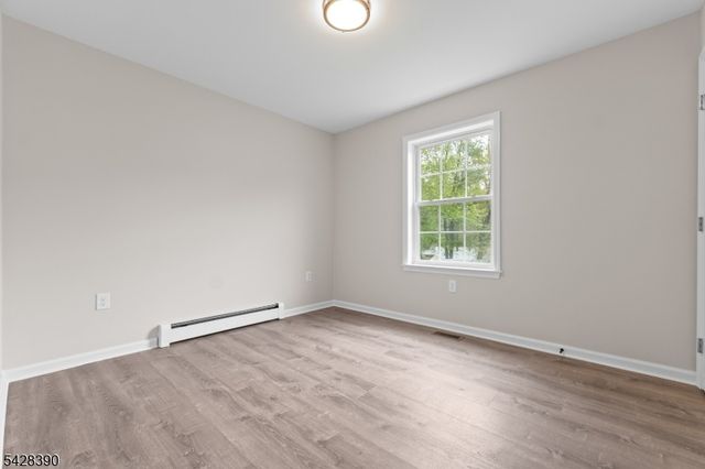 128 Big Piece Rd, Fairfield Twp., NJ 07004
