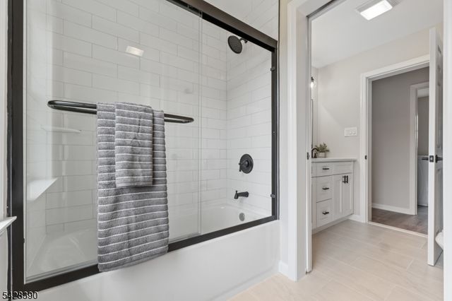128 Big Piece Rd, Fairfield Twp., NJ 07004