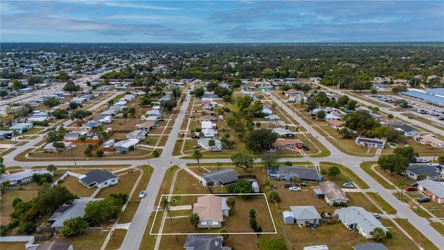 22182 LARAMORE AVENUE, Port Charlotte, FL 33952