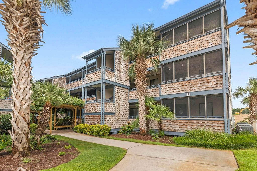 250 Maison Dr. J-6, Myrtle Beach, SC 29572 — exterior