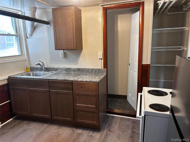 65 Academy Street 2, Poughkeepsie, NY 12601