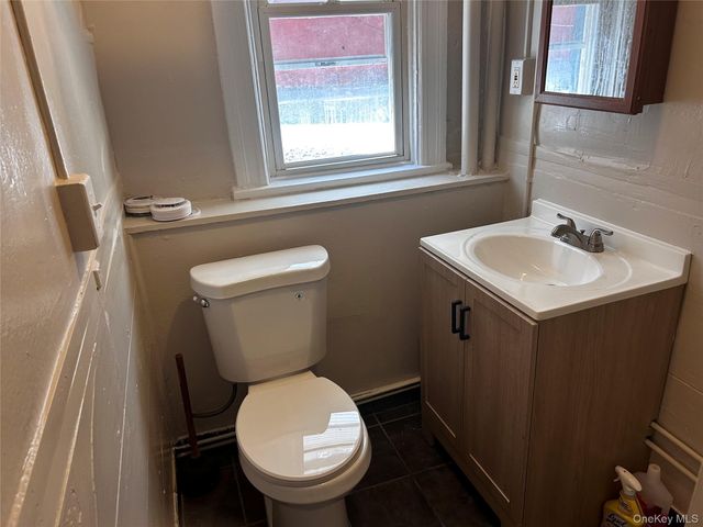 65 Academy Street 2, Poughkeepsie, NY 12601