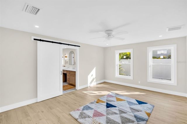 2520 SOUTHPOINTE DRIVE, Dunedin, FL 34698