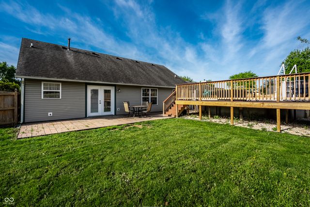32 Morningside Court, Whiteland, IN 46184