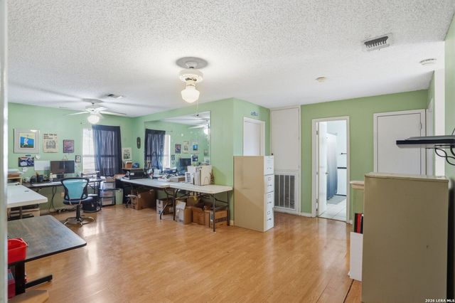 8414 Tiguex, Universal City, TX 78148