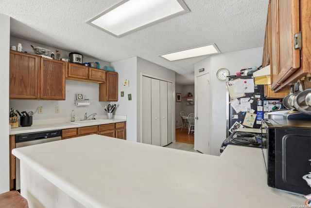 8414 Tiguex, Universal City, TX 78148