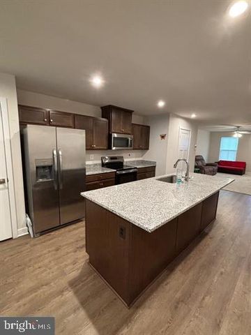 99 BIBURY ST, Martinsburg, WV 25405