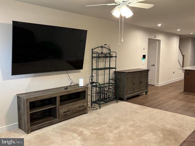 99 BIBURY ST, Martinsburg, WV 25405