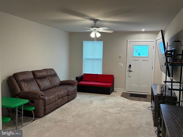 99 BIBURY ST, Martinsburg, WV 25405