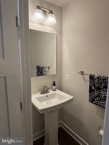 99 BIBURY ST, Martinsburg, WV 25405