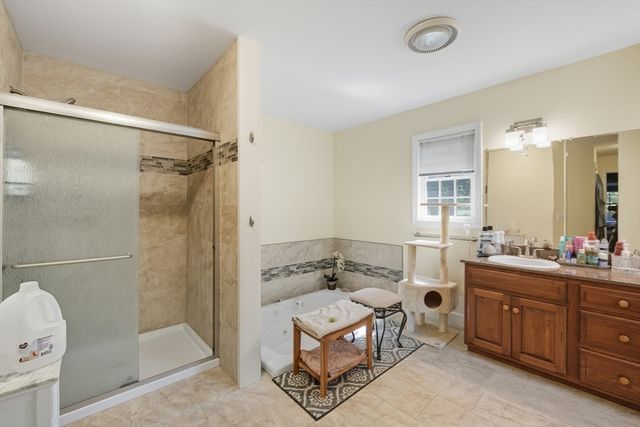 240 Hillside Rd, Southwick, MA 01077