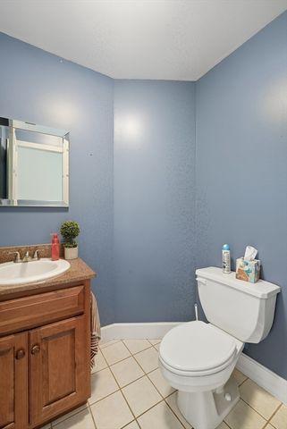 240 Hillside Rd, Southwick, MA 01077