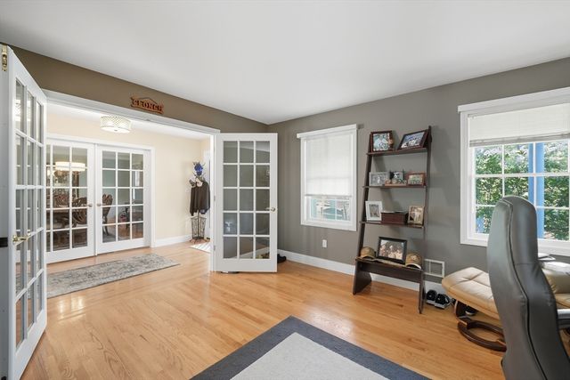 240 Hillside Rd, Southwick, MA 01077