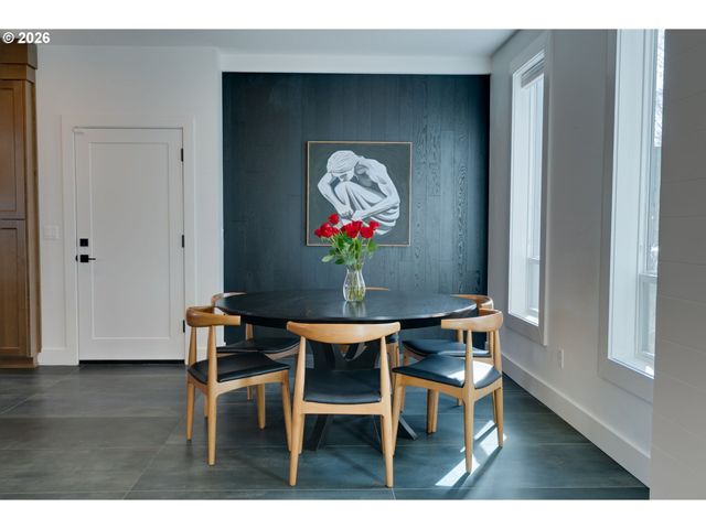 5872 Se 15TH Ave, Portland, OR 97202