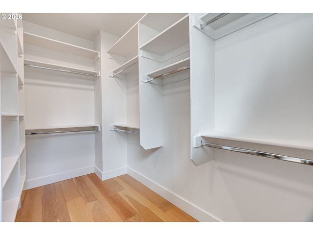 5872 Se 15TH Ave, Portland, OR 97202