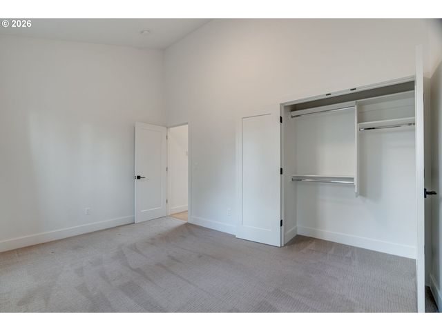 5872 Se 15TH Ave, Portland, OR 97202