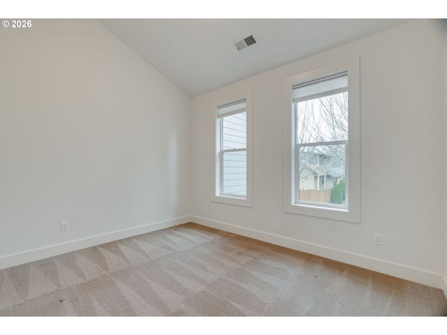 5872 Se 15TH Ave, Portland, OR 97202