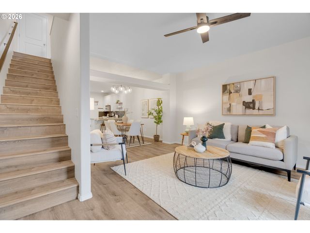 435 Ne COOK St, Portland, OR 97212