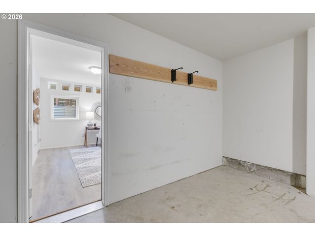 435 Ne COOK St, Portland, OR 97212