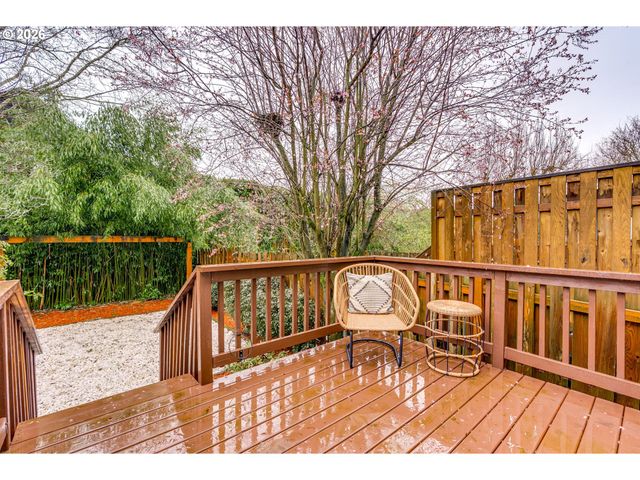 435 Ne COOK St, Portland, OR 97212