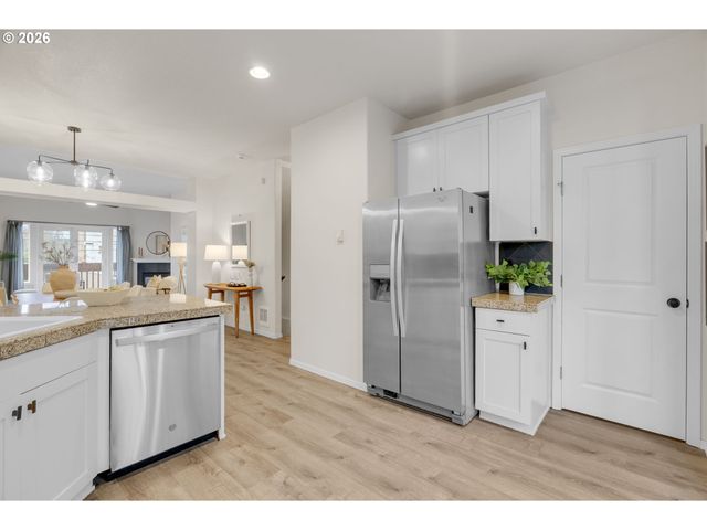 435 Ne COOK St, Portland, OR 97212