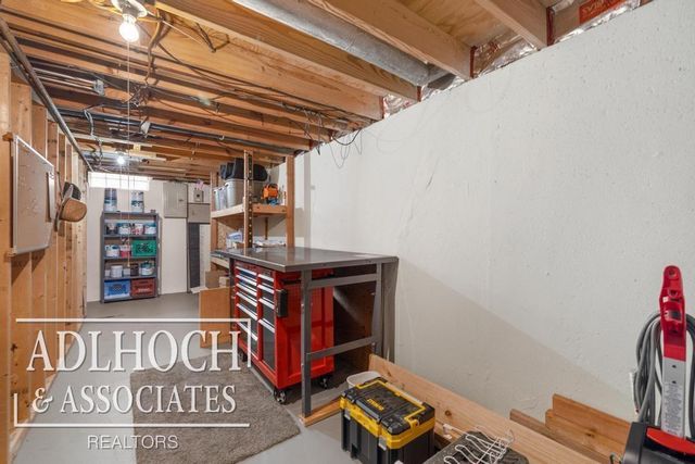 13736 Brougham Drive, Sterling Heights, MI 48312