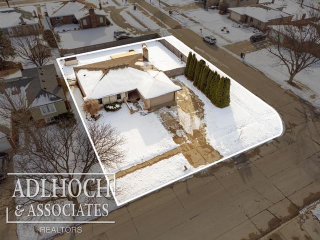 13736 Brougham Drive, Sterling Heights, MI 48312