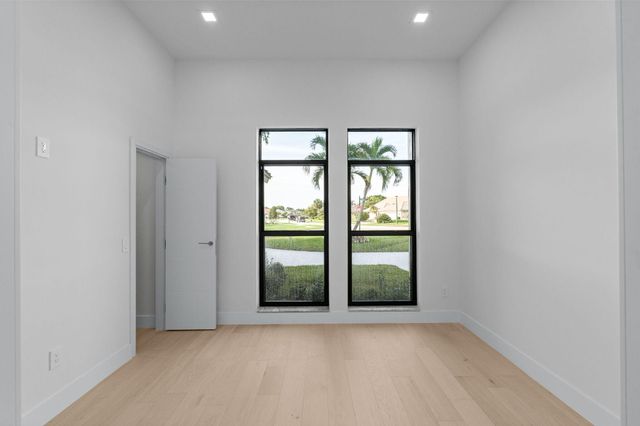 11320 Boca Woods Lane, Boca Raton, FL 33428