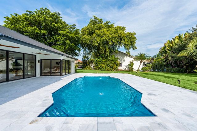 11320 Boca Woods Lane, Boca Raton, FL 33428