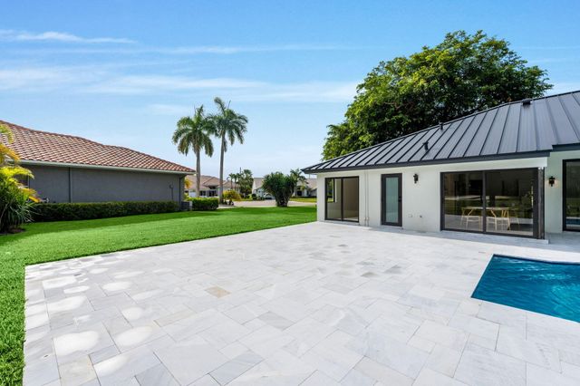 11320 Boca Woods Lane, Boca Raton, FL 33428