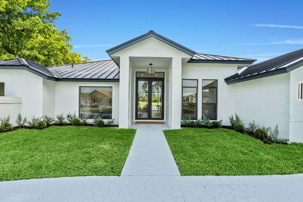 11320 Boca Woods Lane, Boca Raton, FL 33428