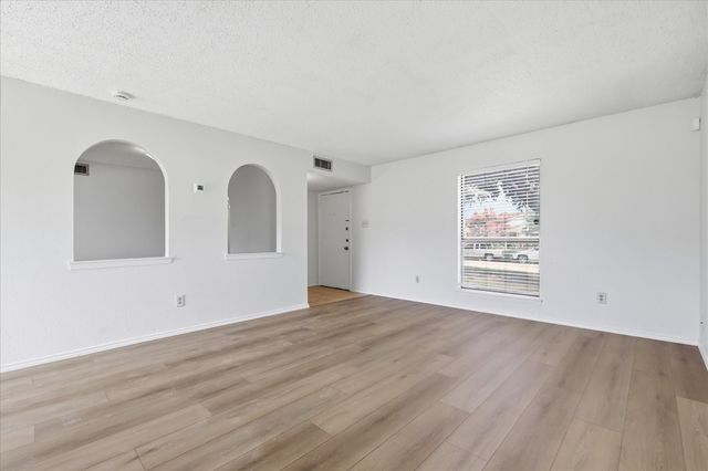 2227 Crockett Drive, Carrollton, TX 75006