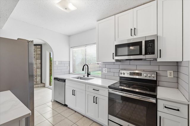 2227 Crockett Drive, Carrollton, TX 75006