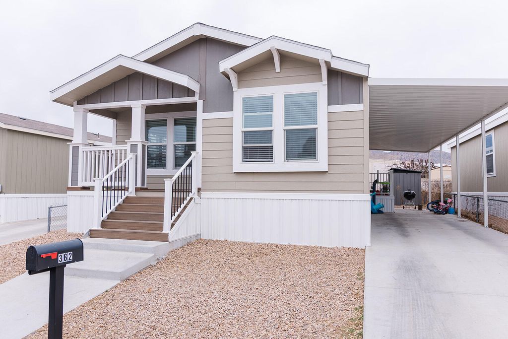 362 E Antelope Circle SE, Albuquerque, NM 87123