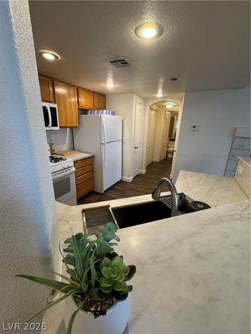 7400 West Flamingo Road 2087, Las Vegas, NV 89147