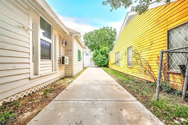 1511 Scharpe Street Street, Houston, TX 77023