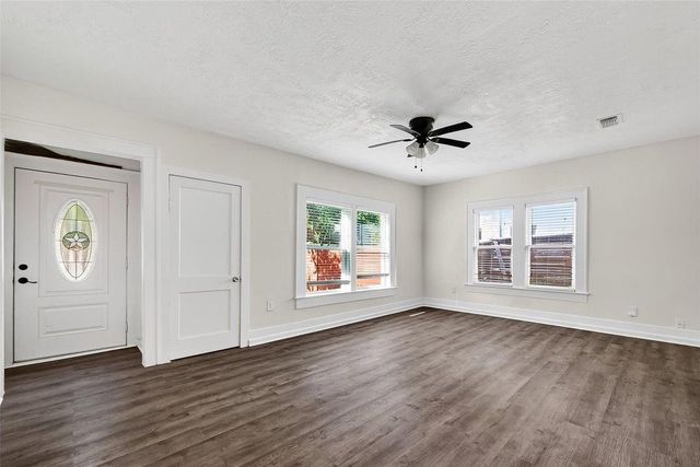 1511 Scharpe Street Street, Houston, TX 77023