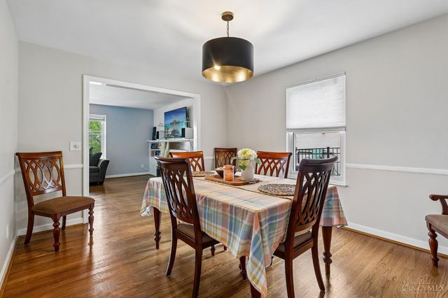 1023 Paxton Avenue, Cincinnati, OH 45208