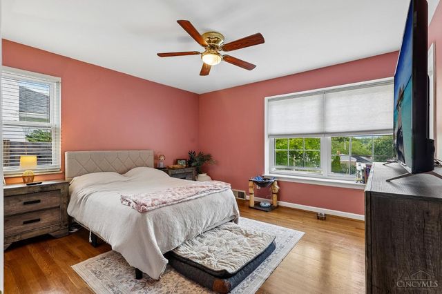 1023 Paxton Avenue, Cincinnati, OH 45208