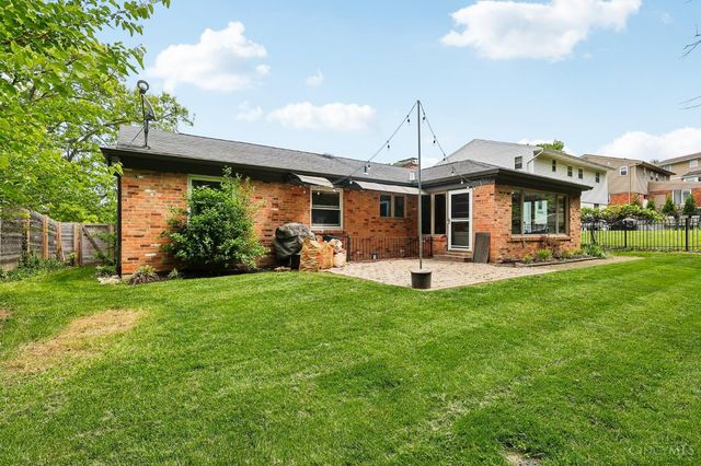 1023 Paxton Avenue, Cincinnati, OH 45208