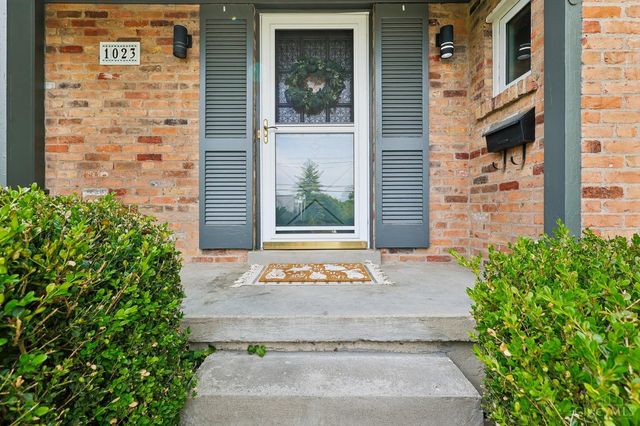 1023 Paxton Avenue, Cincinnati, OH 45208
