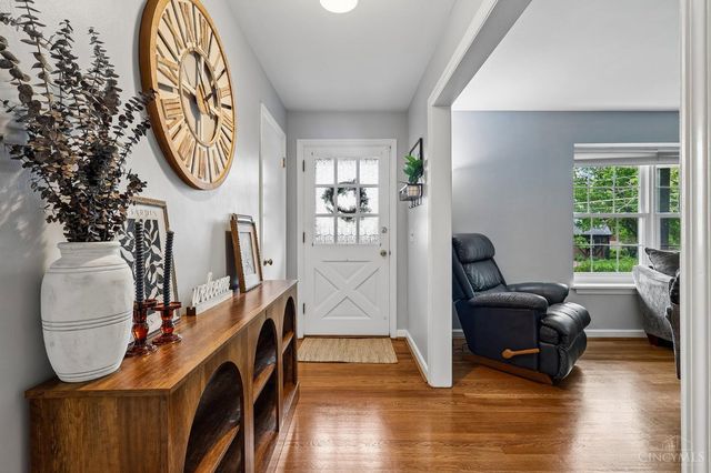 1023 Paxton Avenue, Cincinnati, OH 45208