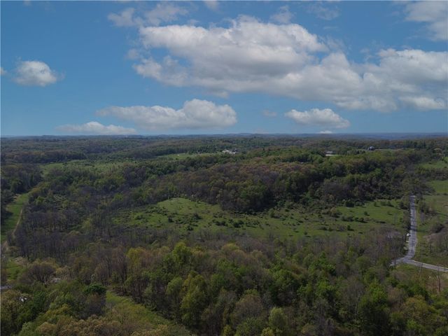5685 N Montour Road, Richland, PA 15044
