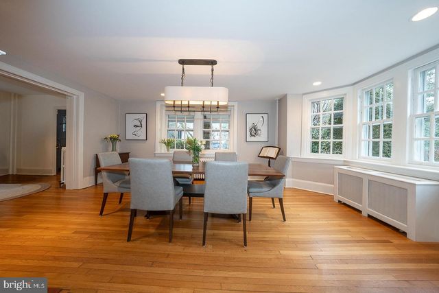 214 KENT RD, Ardmore, PA 19003