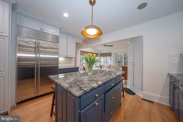 214 KENT RD, Ardmore, PA 19003