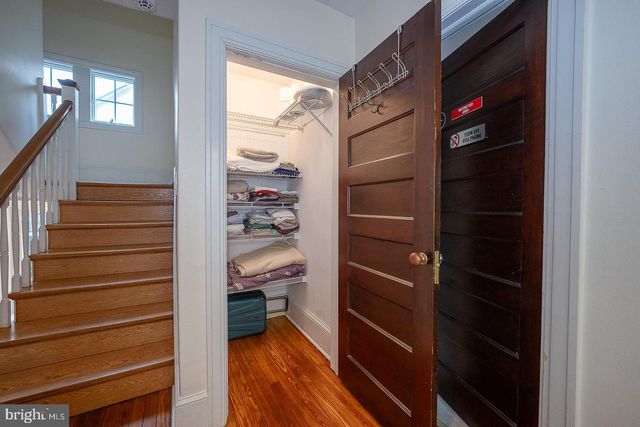 214 KENT RD, Ardmore, PA 19003